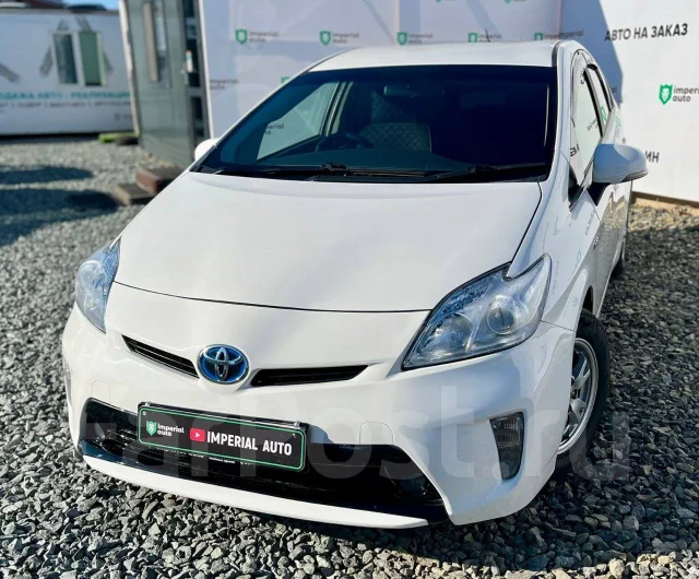 Toyota Prius. ��������, ��������, 1.8 (99��.�.), ������, 250 000����. �� ����