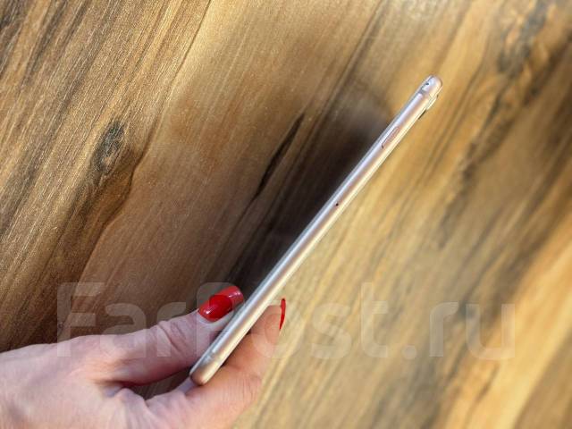 Apple iPhone 8 Plus. �/�, 64 �� ����