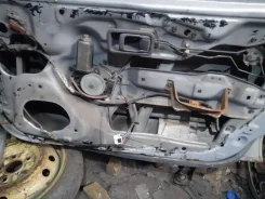 ��������������� �������� Nissan Almera 1995-2000, ������ �������� 807201M115 ����