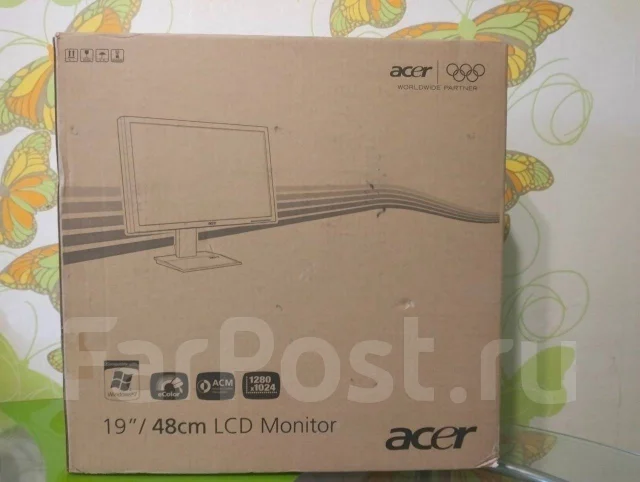 Acer. 19" ����