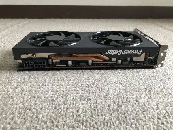 Radeon RX 5700 XT ����