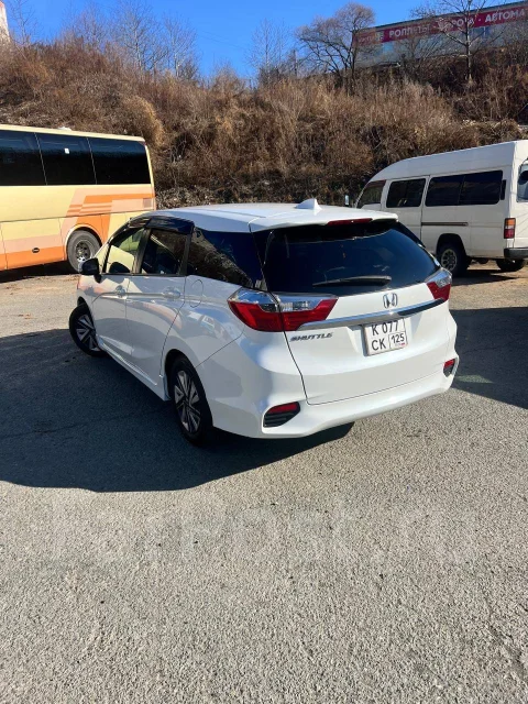 Honda Shuttle. ��������, ��������, 1.5 (132��.�.), ������, 131 600����. �� ����