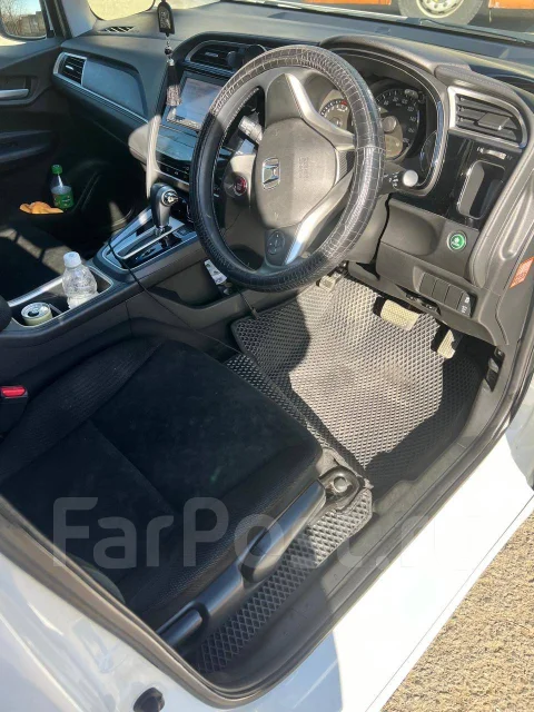 Honda Shuttle. ��������, ��������, 1.5 (132��.�.), ������, 131 600����. �� ����