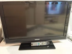 Samsung LE32D550K1W. LED ����