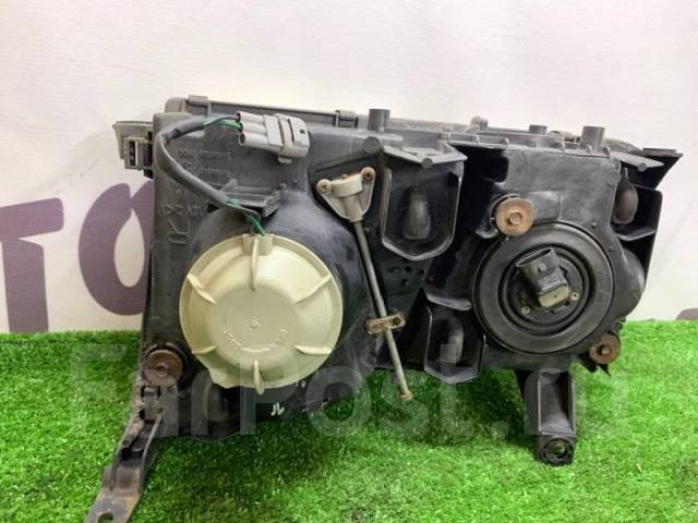  Toyota Land Cruiser Cygnus 2000 811306A111 UZJ100 2UZFE,  811306A111 