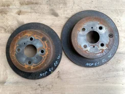 ����� ��������� ������ Toyota Ist NCP61 42431-52050 ����
