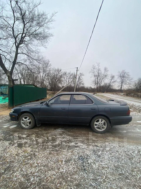 Toyota Vista. �������, ��������, 2.0 (73��.�.), ������, 250 000����. �� ����