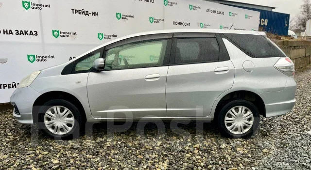 Honda Fit Shuttle. �������, 4wd, 1.5 (120��.�.), ������, 180 000����. �� ����