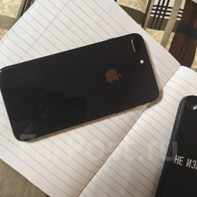 Apple iPhone 8 Plus. �/�, 64 ��, ������, 4G LTE, NFC. ��� ����� �� ������������ ����