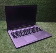 Asus. 15.6", 2����, ��� 8 ��, ���� 500���, WiFi: 1, Bluetooth: 1, ����������� �� 2��. ����