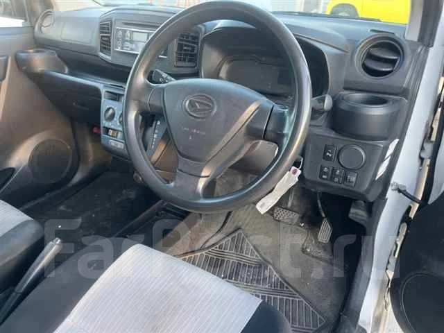 Daihatsu Mira e:S. ��������, ��������, 0.7 (49��.�.), ������, 119 000����. �� ����