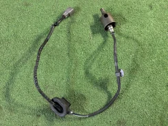 ������ ����������� Toyota Premio ZRT265, 2ZR-FE 8946520A10 ����