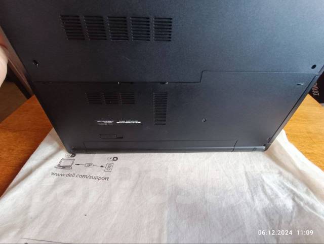 Dell Vostro 3559. 15.6", 2����, ��� 4 ��, ���� 250���, WiFi: 1, Bluetooth: 1, ����������� �� 2��. ����