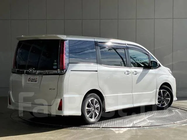 Toyota Noah. ��������, 4wd, 2.0 (152��.�.), ������, 48 000����. ��. ��� ����� �� ������������ ����