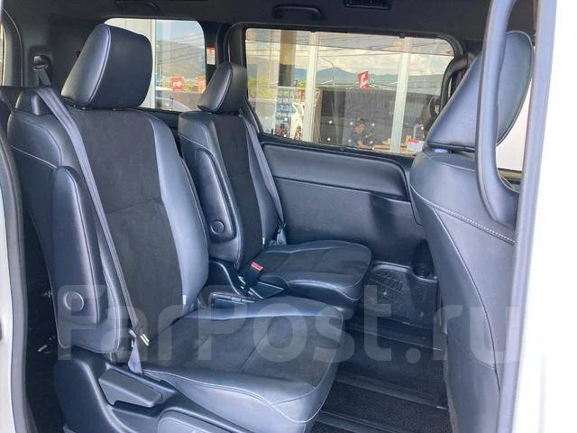 Toyota Noah. ��������, 4wd, 2.0 (152��.�.), ������, 48 000����. ��. ��� ����� �� ������������ ����