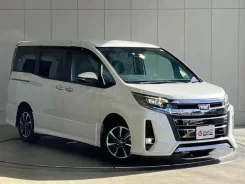 Toyota Noah. ��������, 4wd, 2.0 (152��.�.), ������, 48 000����. ��. ��� ����� �� ������������ ����