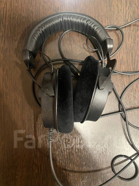 Beyerdynamic DT 990 Pro ����