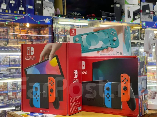 Nintendo Switch OLED ����