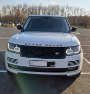 Land Rover Range Rover.   