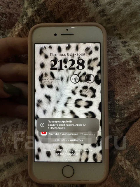 Apple iPhone 8. �/�, 64 ��, �����, �����������, 3G ����