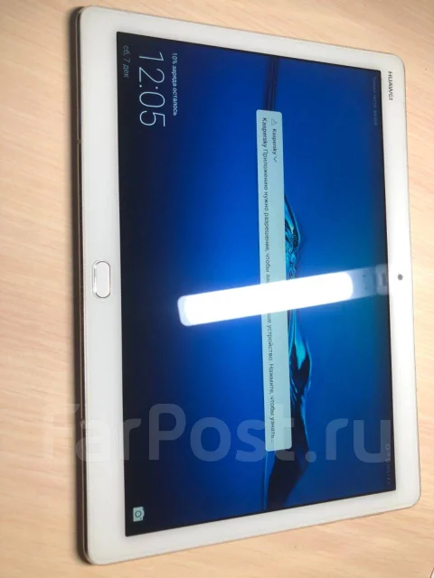 Huawei MediaPad M3 Lite. ������ 32 �� ����