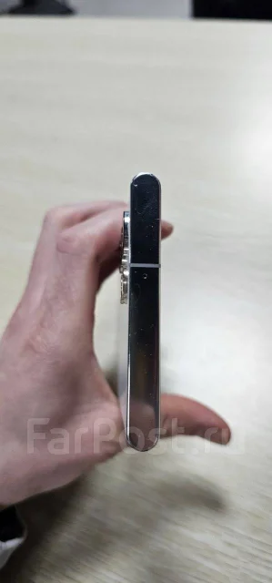 Samsung Galaxy S22 Ultra. �����, 512 ��, �����, 3G, 4G LTE, 5G, NFC ����