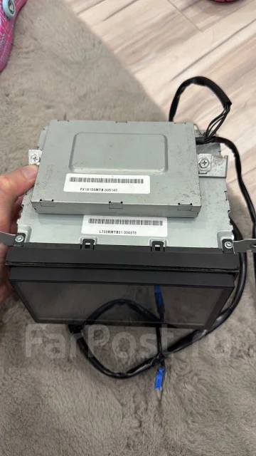 Panasonic CN-LR700D ����