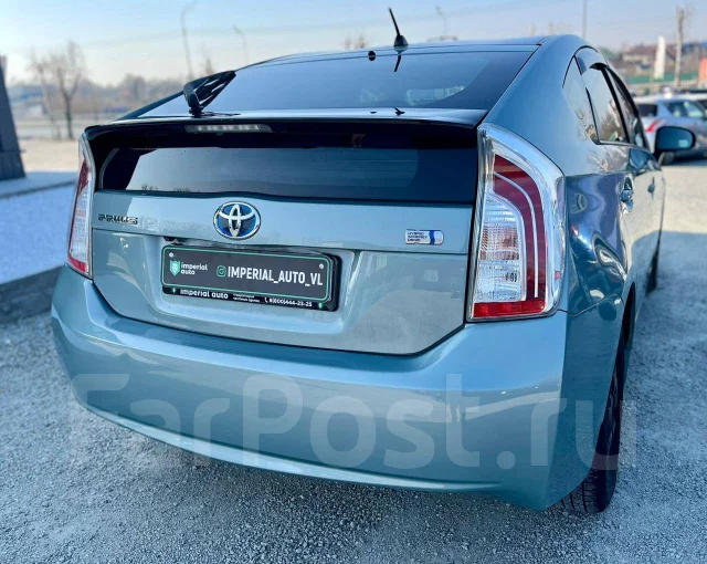 Toyota Prius. ��������, ��������, 1.8 (99��.�.), ������, 250 000����. �� ����
