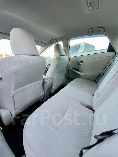 Toyota Prius. ��������, ��������, 1.8 (99��.�.), ������, 250 000����. �� ����