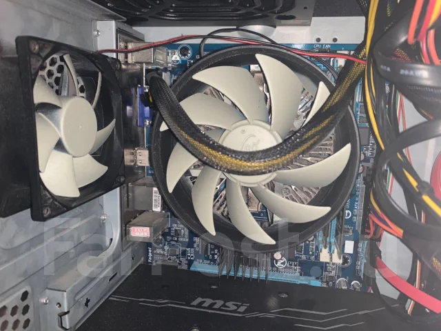 Socket AM3+ ����