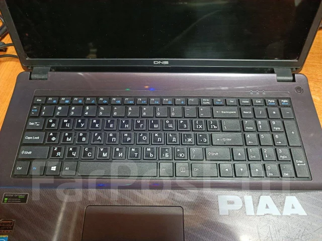 DNS. 17.3", 2,4����, ��� 8 ��, WiFi: 1, Bluetooth: 1 ����