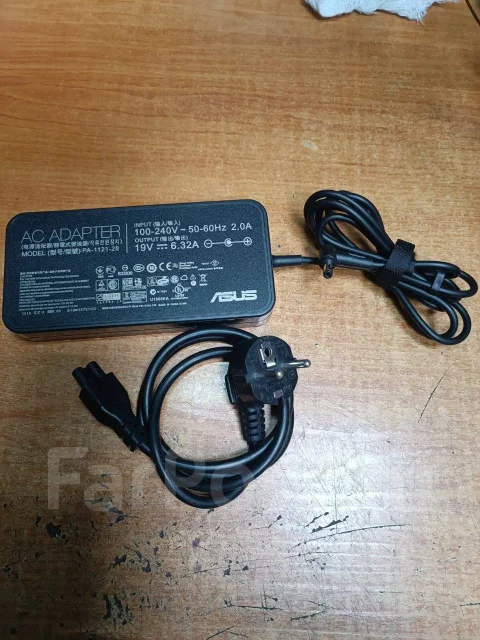 DNS. 17.3", 2,4����, ��� 8 ��, WiFi: 1, Bluetooth: 1 ����