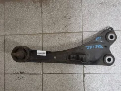 ����� ������ ������ ���������� Toyota Avensis ZRT272 08- �������� �/� 48760-02011 ����