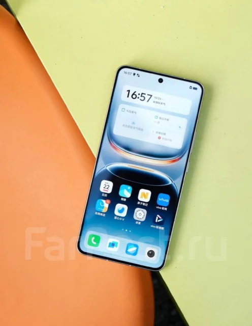 Vivo IQOO 13. �����, 16 ��, �����, 5G, Dual-SIM, ����������, NFC ����