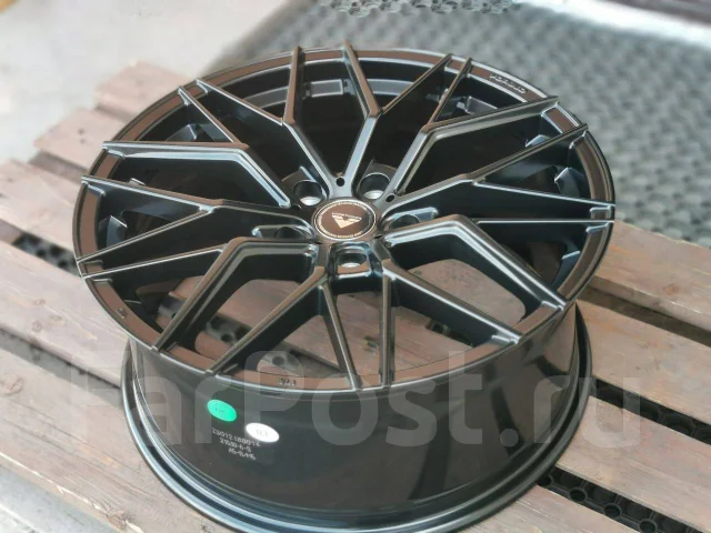 Vorsteiner V-FF 107. 8.0x18", 5x112, ET38, �� 66,6���. ����