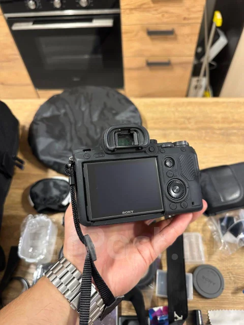 Sony Alpha ILCE-7 III ����