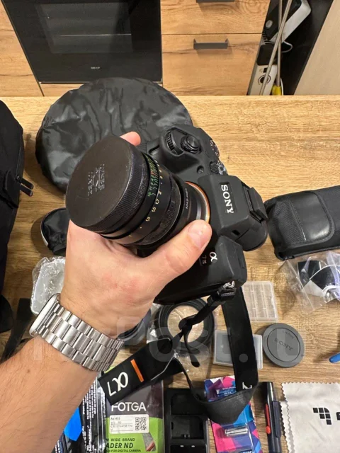 Sony Alpha ILCE-7 III ����