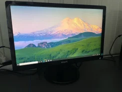 Philips. 21.5" ����
