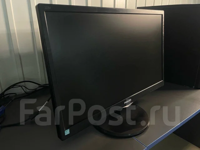 Philips. 21.5" ����