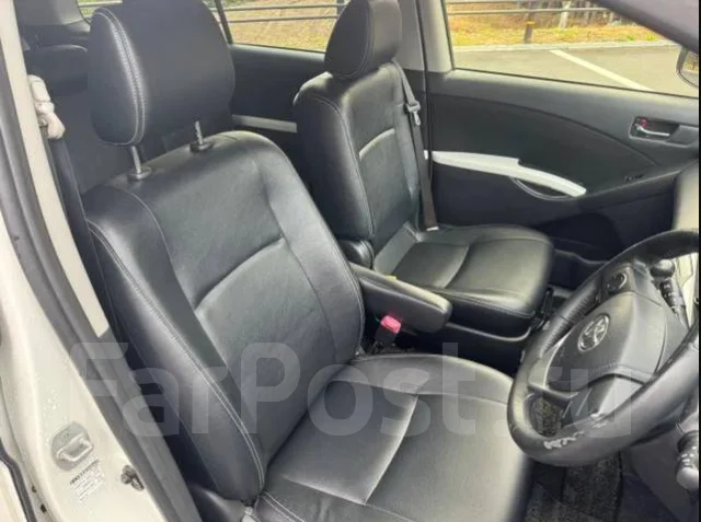 Toyota Isis. �������, ��������, 1.8 (140��.�.), ������, �/�. ��� ����� �� ������������ ����