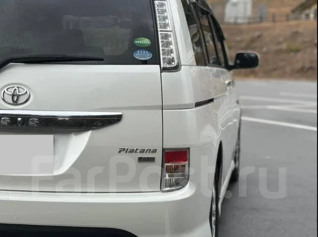 Toyota Isis. �������, ��������, 1.8 (140��.�.), ������, �/�. ��� ����� �� ������������ ����
