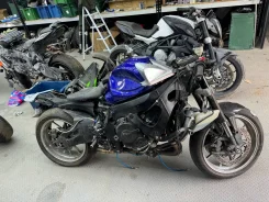 Suzuki GSX-R 750 ����