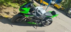Kawasaki Ninja ZX-6R ����