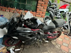 Kawasaki ER-4 ����