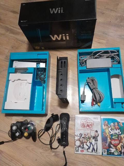 Nintendo Wii Pal Black GameCube Flash 8GB 15 000