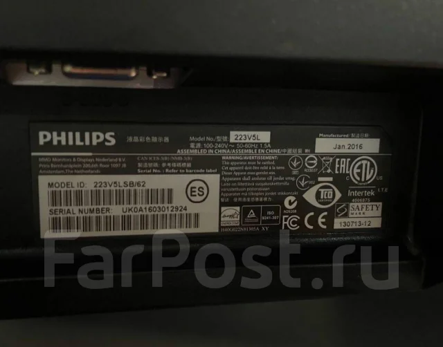 Philips. 21.5" ����