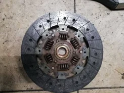 ���� ��������� Nissan Cefiro 3010040U10 ����