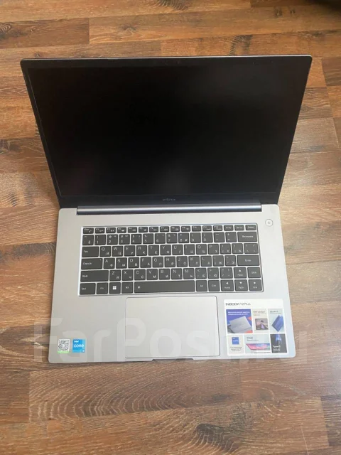 Infinix InBook Y2 Plus. 15.6", 3����, ��� 8 ��, ���� 256���, WiFi: 1, Bluetooth: 1 ����