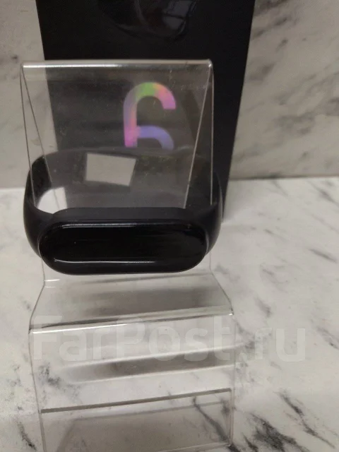 Xiaomi Mi Band 6 ����