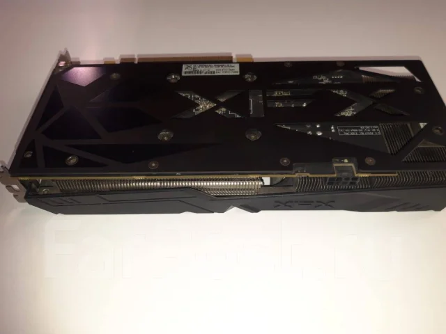 Radeon RX 590 ����